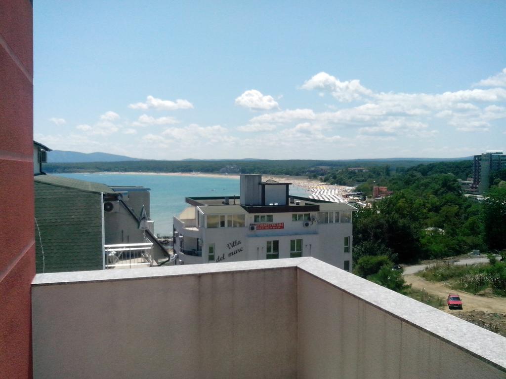 La Piazza Primorsko Rooms & Apartments Kültér fotó